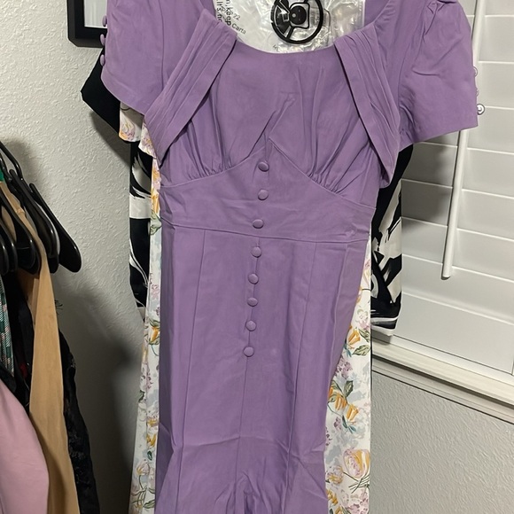 Elegant Purple Vintage Style Women's Dress - Picture 2 of 2